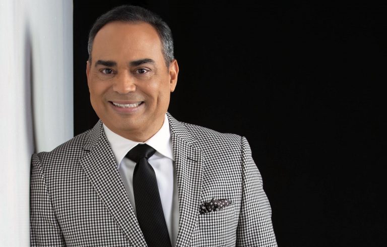 Concierto-para-las-Madres-con-Gilberto-Santa-Rosa