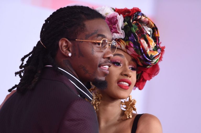 cardi-con-marido-offset-los-american-music-del-2018-los-angeles-1600238905556