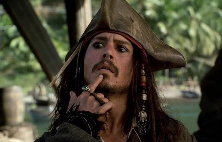 johnny-depp-piratas-del-caribe-4-0ebd5380-focus-0-0-895-573