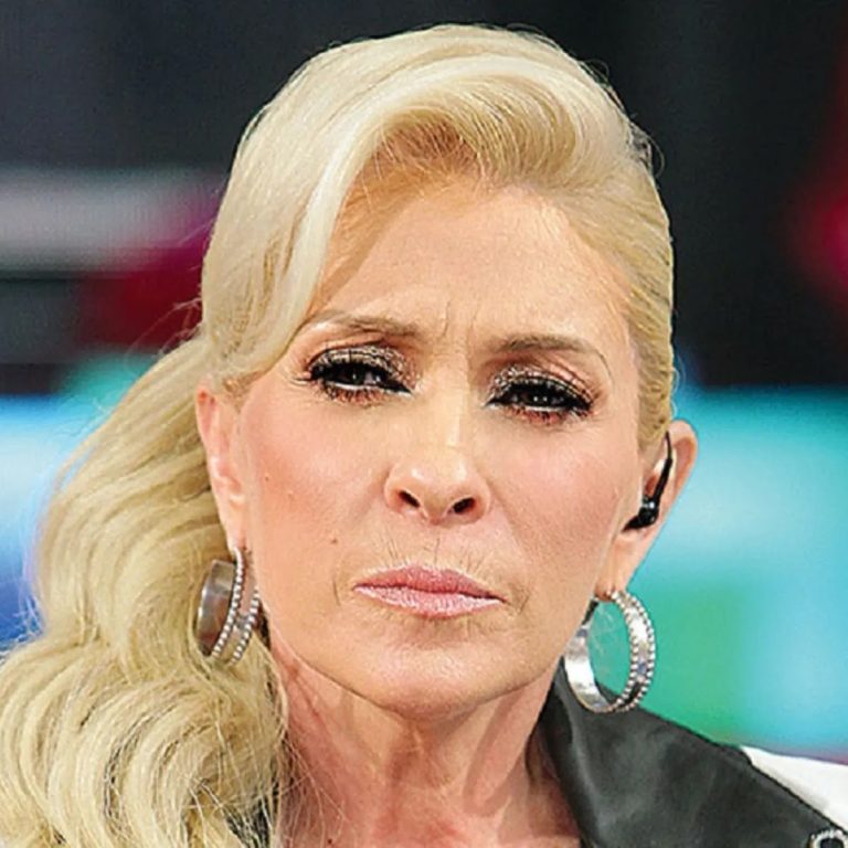 yuri-padece-disautonomia-quien-es-la-mascara.jpg_423682103