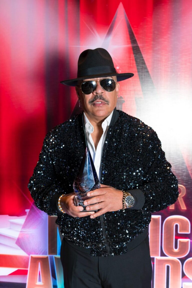 WhatsApp-Image-2025-11-12-at-3.00.18-PM-1022x1536